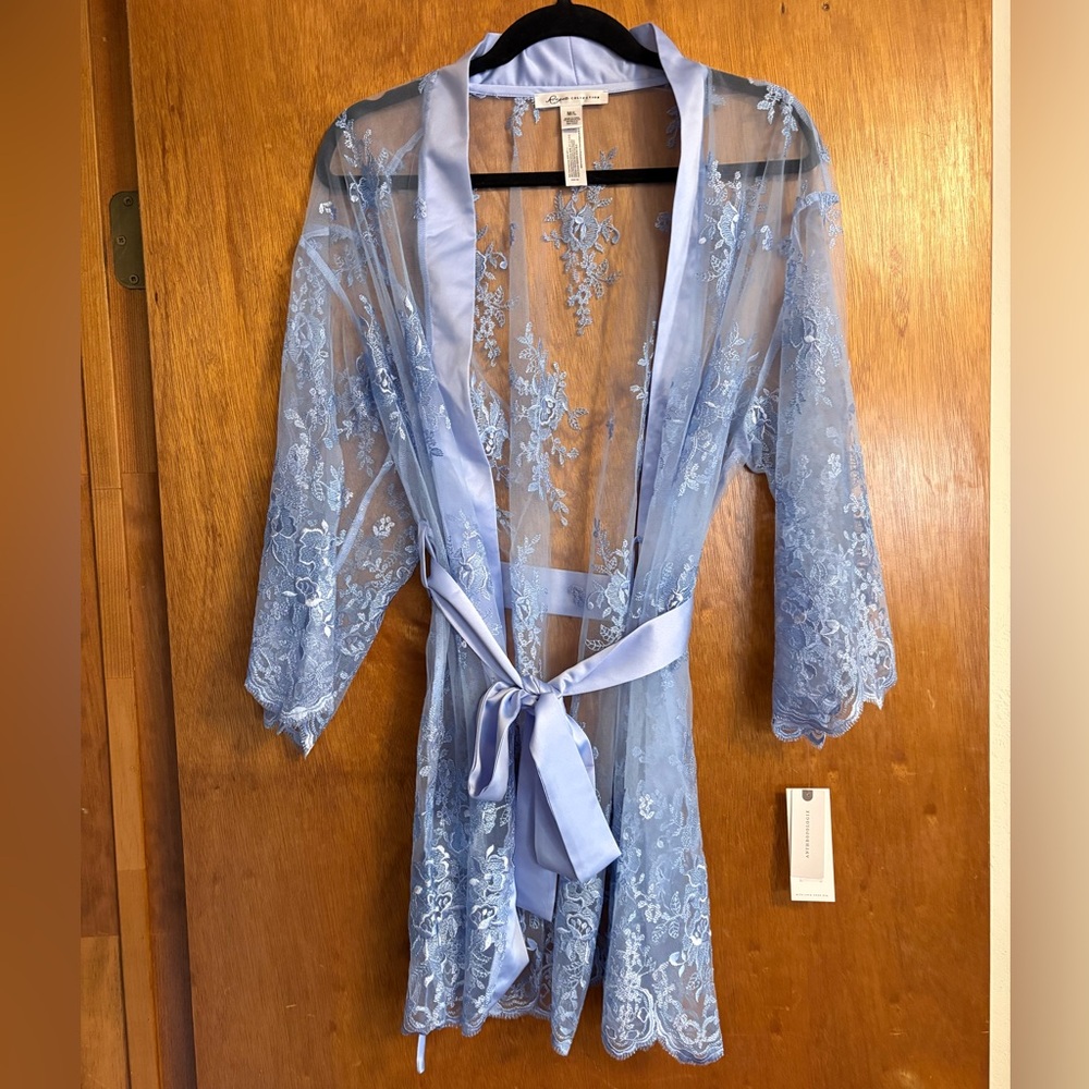 NWT! Anthropologie Rya Collection Darling Short Lace Cover-Up Robe
